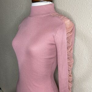NWT Crave Fame Pink Ribbed Mockneck Sweater Size M